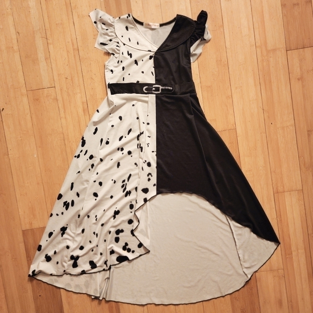 Cruella DeVil Hi-Low Dress Halloween Costume Cosplay Black White Girl's 6-7 EUC - Picture 2 of 15